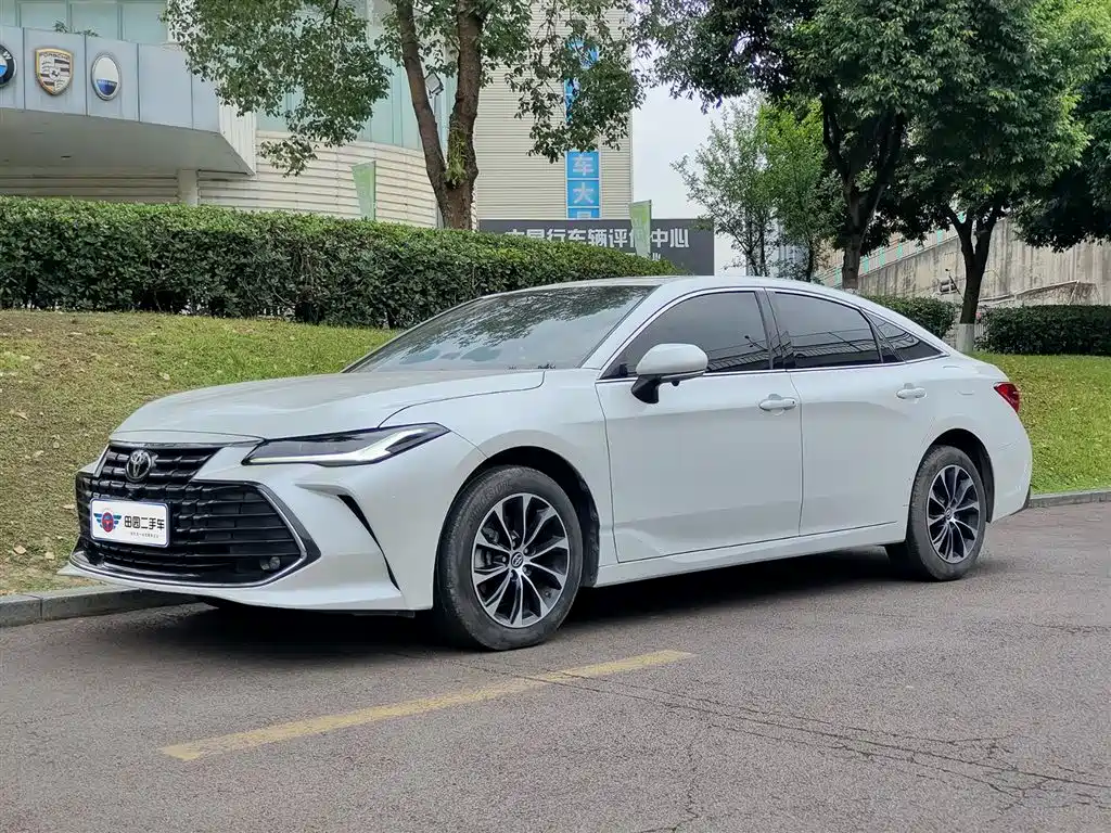 Toyota Avalon 2023
