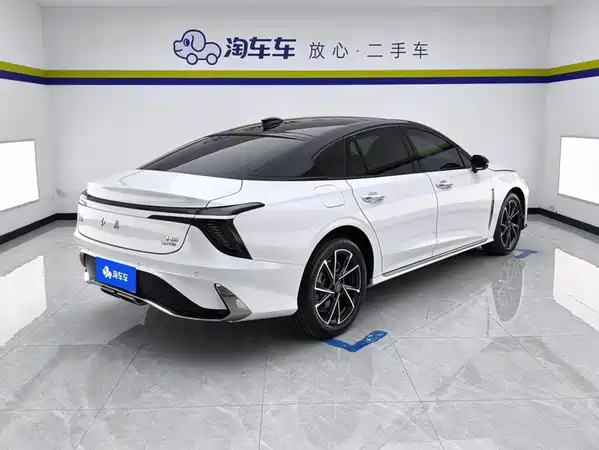 Hongqi H6 2025