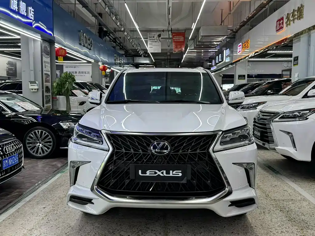 Lexus LX 2020 — фото 2