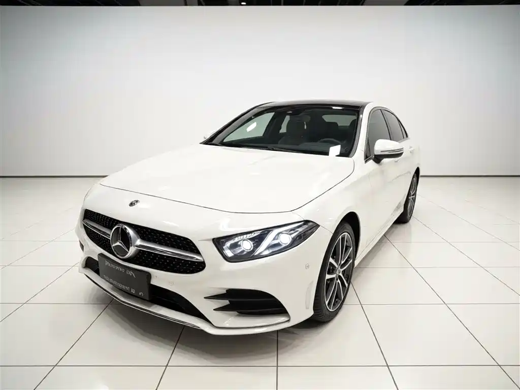 Mercedes-Benz A-Class 2021 — фото 1