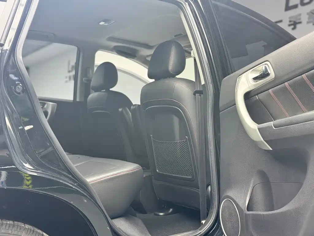 Haval H6 2015 — фото 10