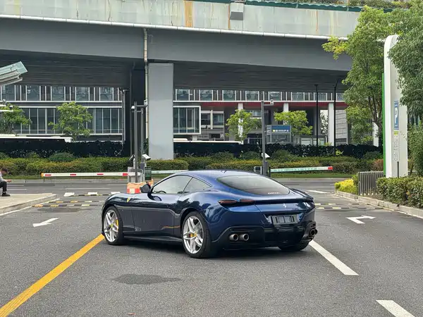 Ferrari Roma 2022