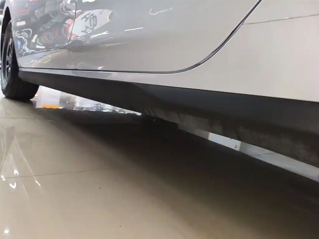 BYD Seal 05 DM-i 2025 — фото 22