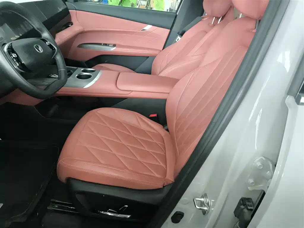 Changan CS75 PLUS 2025 — фото 11