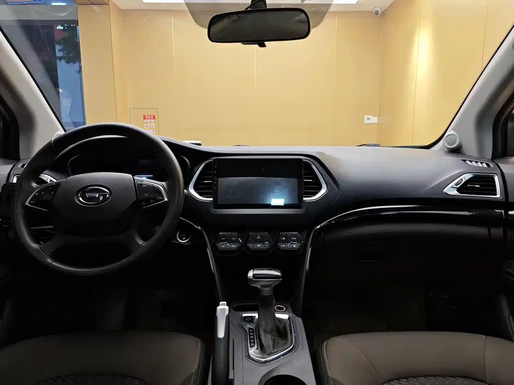 GAC Motor Trumpchi GS4 2016 — фото 19