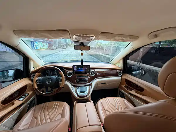 Mercedes-Benz Vito 2021