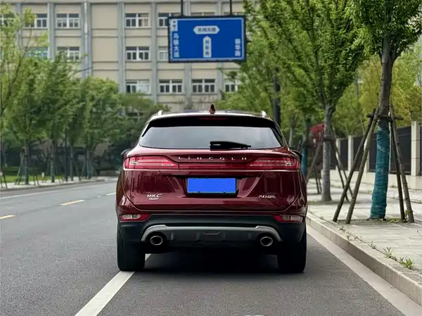 Lincoln MKC 2015