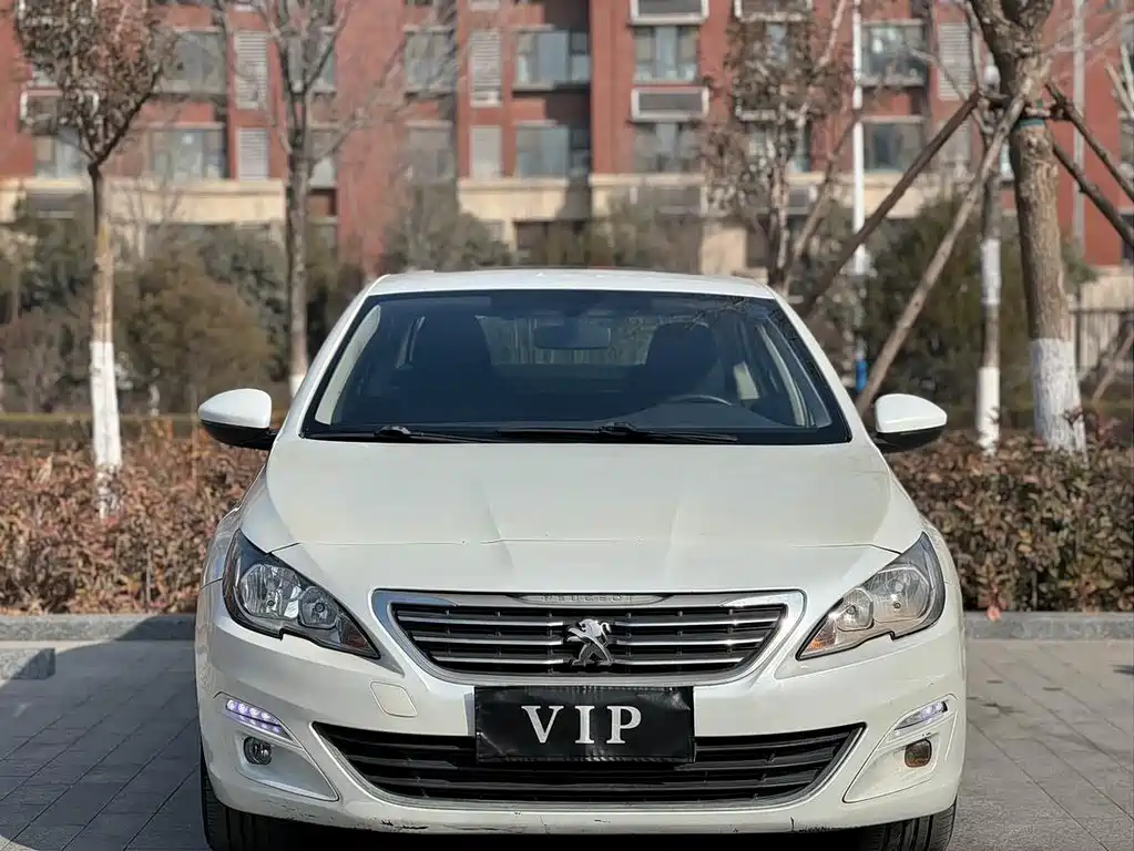 Peugeot 408 2016 — фото 2