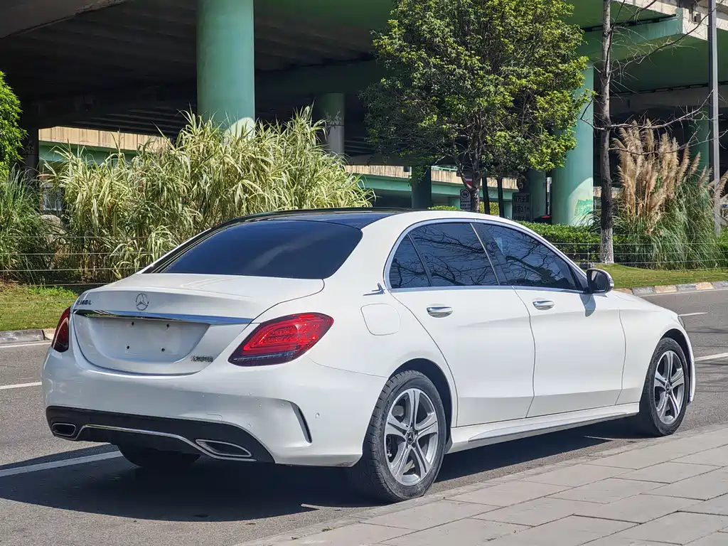 Mercedes-Benz C-Class 2022 — фото 14