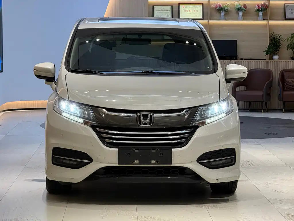 Honda Odyssey 2019 — фото 3