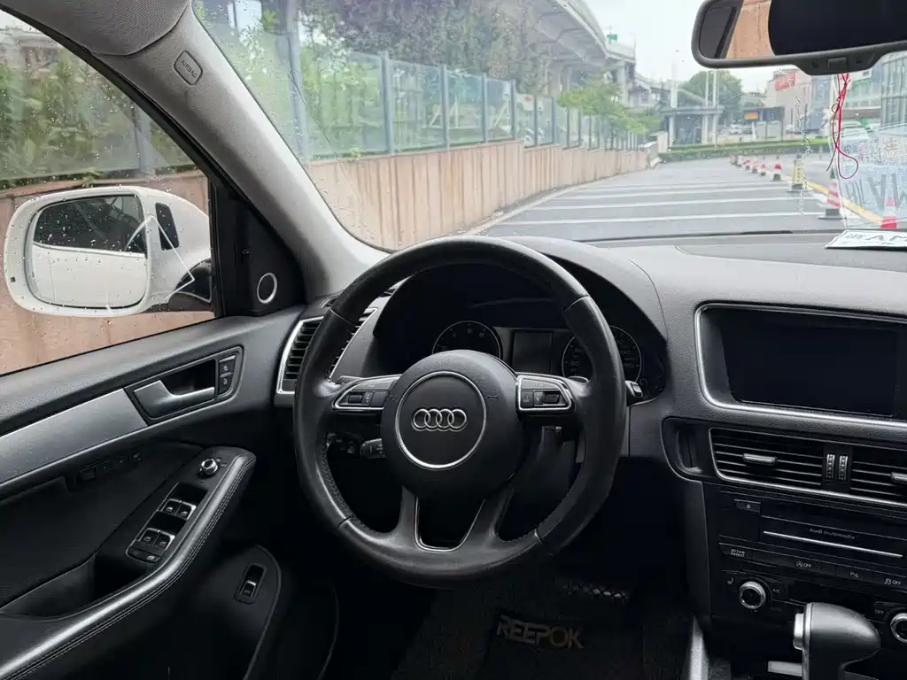 Audi Q5 2015