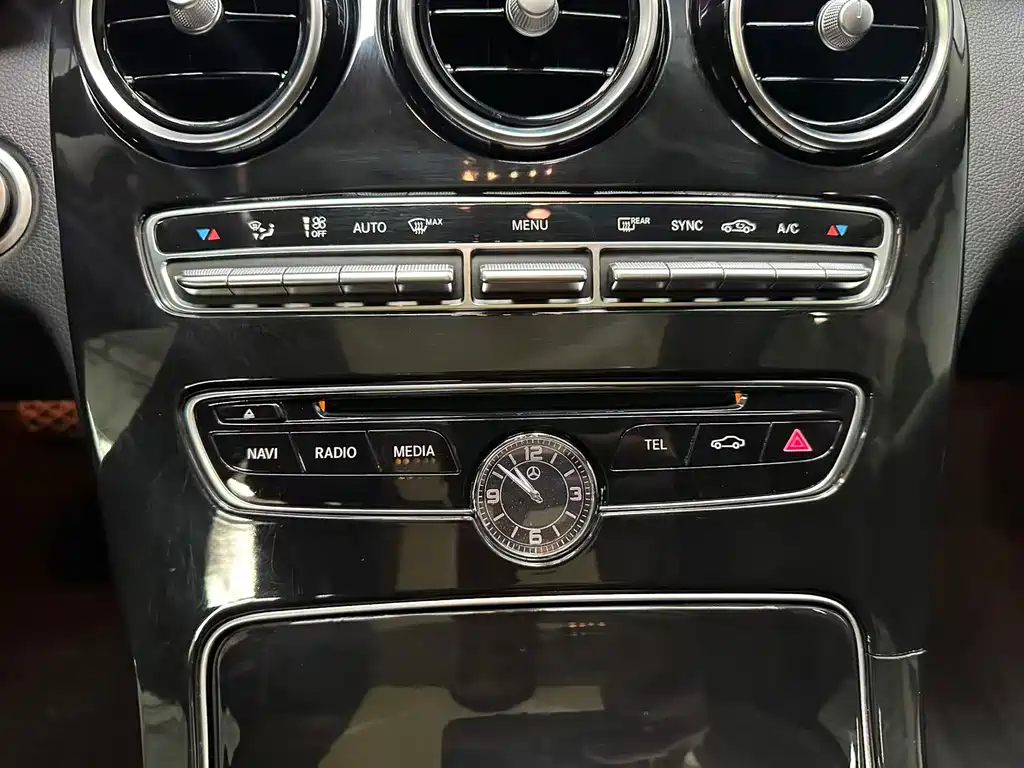 Mercedes-Benz C-Class 2018 — фото 11