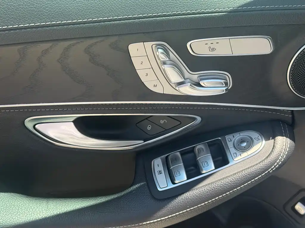 Mercedes-Benz C-Class 2020 — фото 7