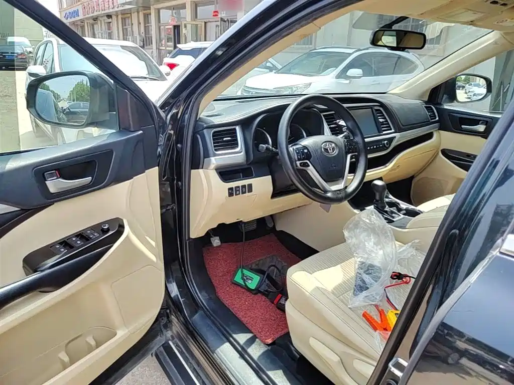 Toyota Highlander 2019 — фото 16