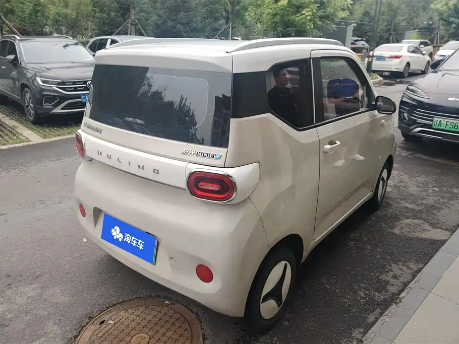 Wuling MINIEV 2024