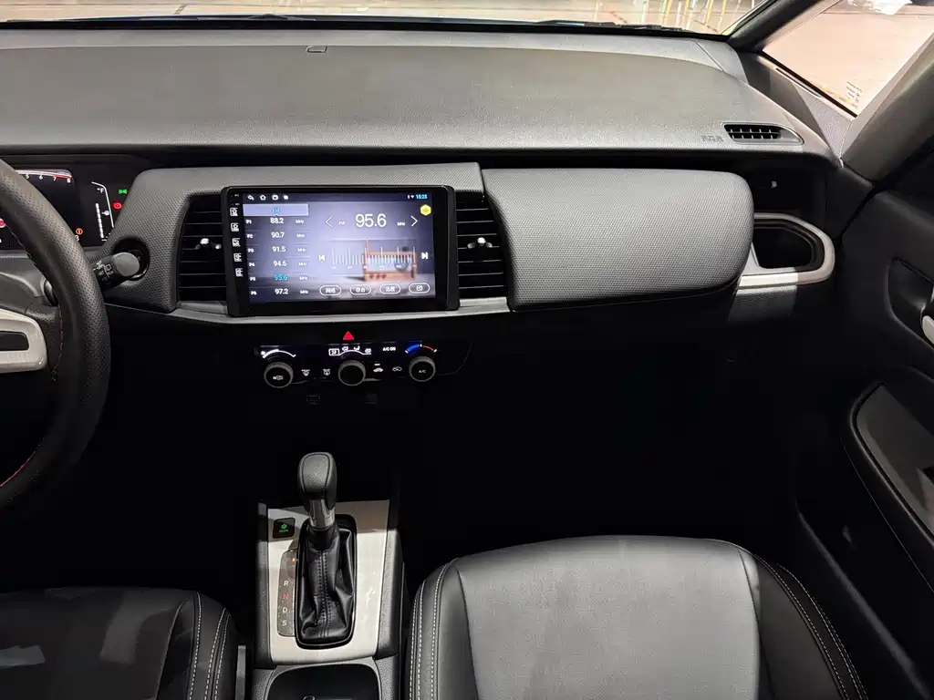 Honda Fit 2022 — фото 9