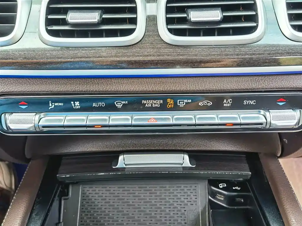 Mercedes-Benz GLE 2020 — фото 25