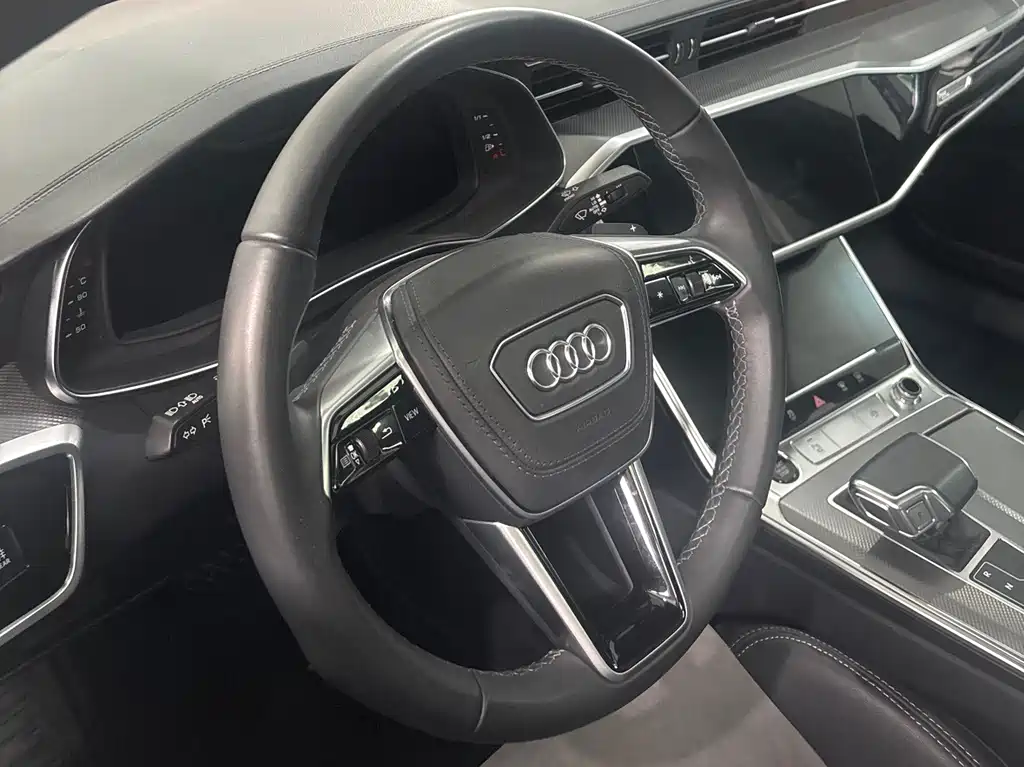 Audi A6L 2024 — фото 11