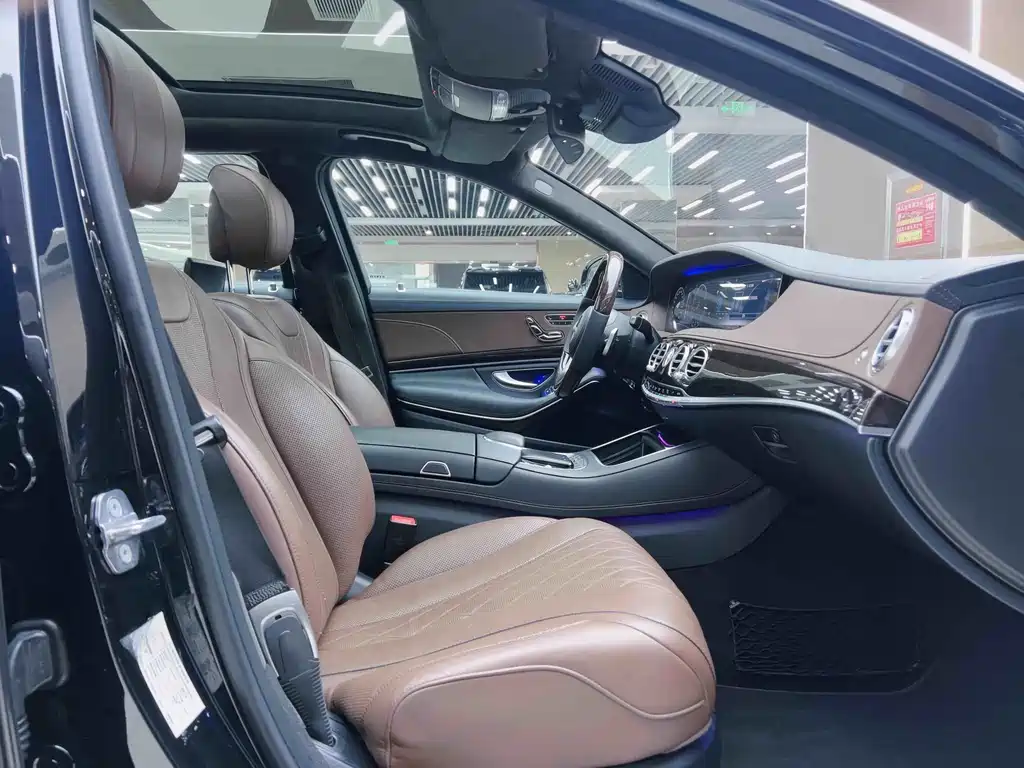 Mercedes-Benz Maybach S-Class 2020