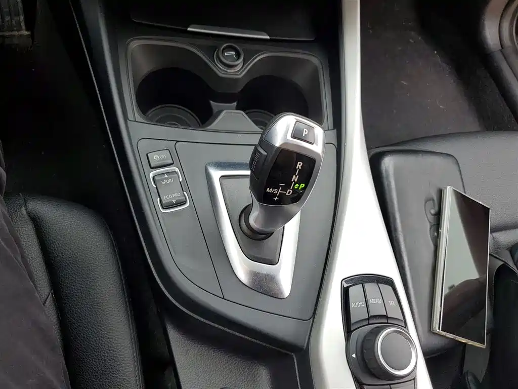 BMW 2 Series 2017 — фото 10