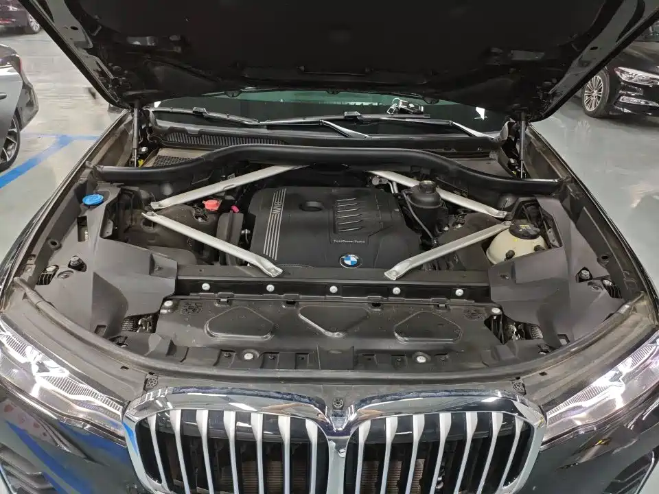 BMW X7 2020
