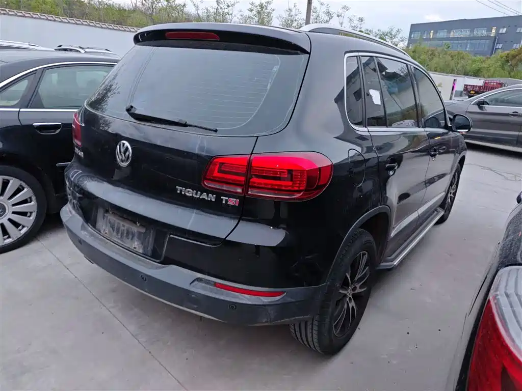 Volkswagen Tiguan 2015 — фото 7