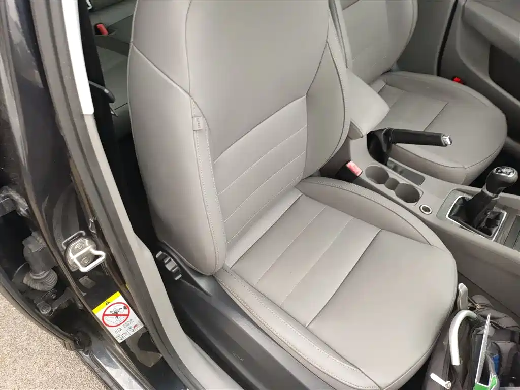 Skoda Octavia 2015 — фото 25