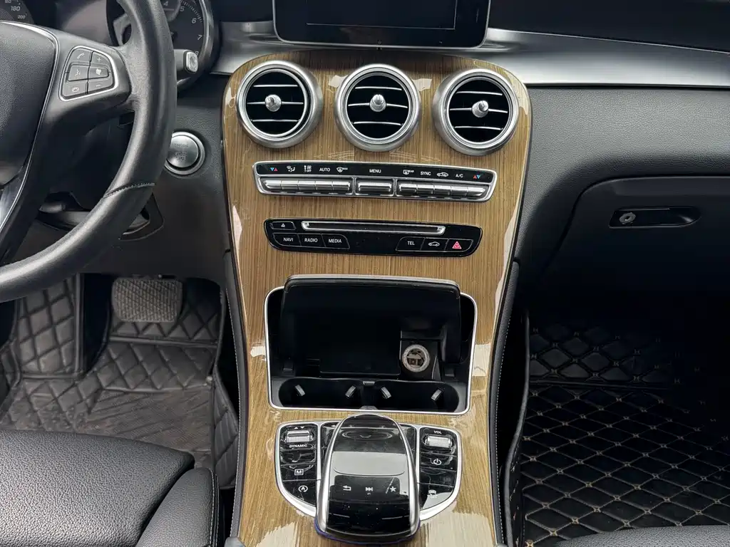 Mercedes-Benz GLC Coupe 2017 — фото 11
