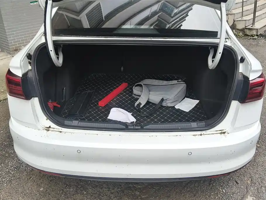 Volkswagen Bora 2021