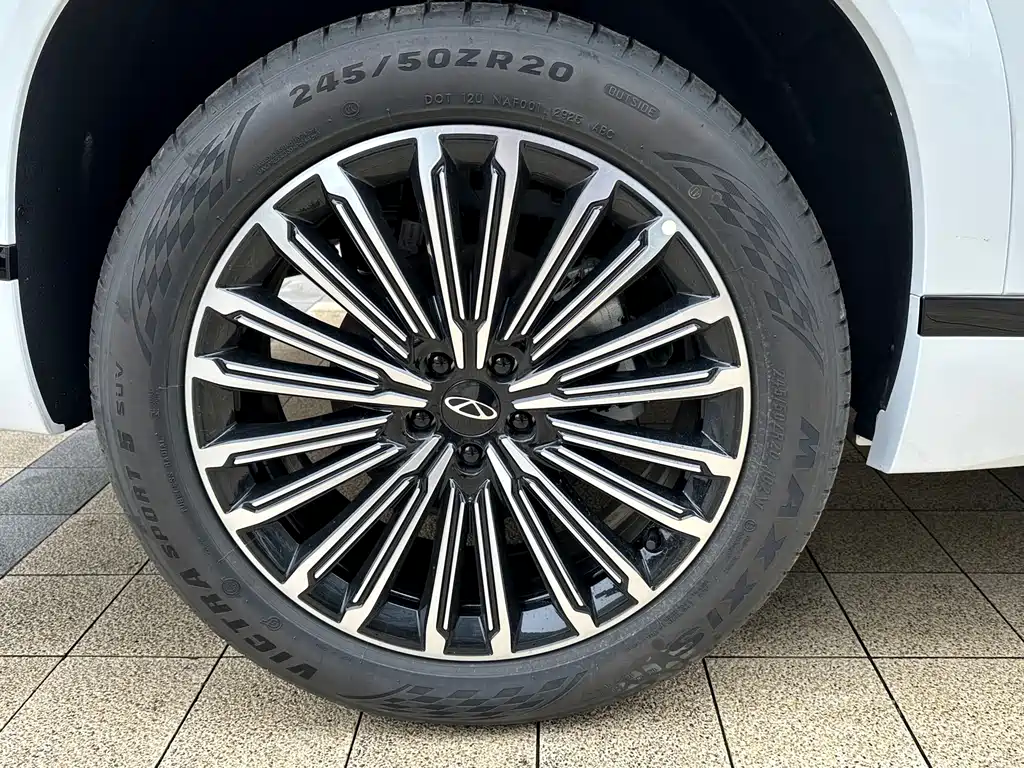 Chery Tiggo 9 2026 — фото 13
