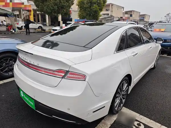 Lincoln MKZ 2019