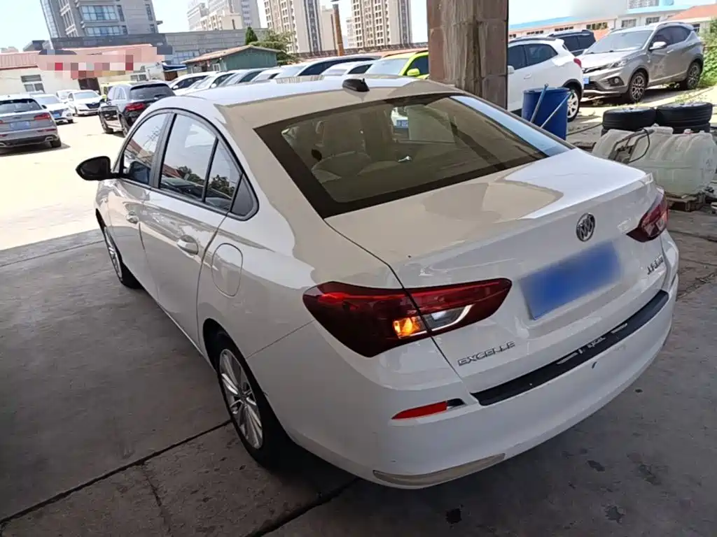 Buick Excelle 2020