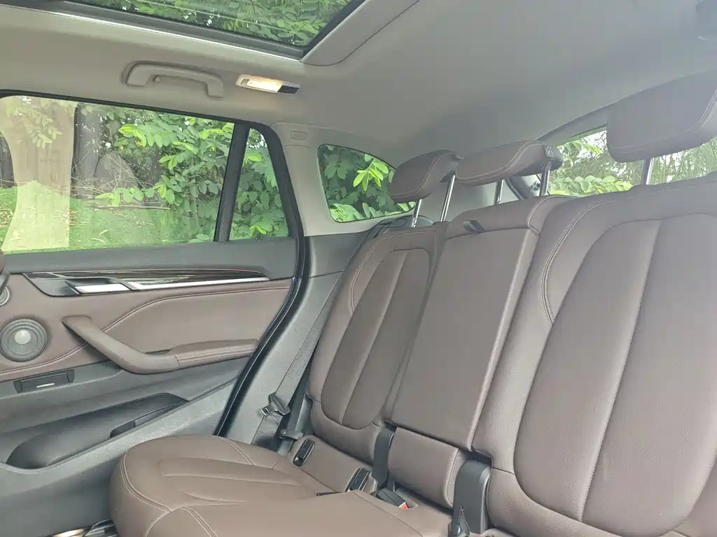 BMW X1 2020 — фото 13