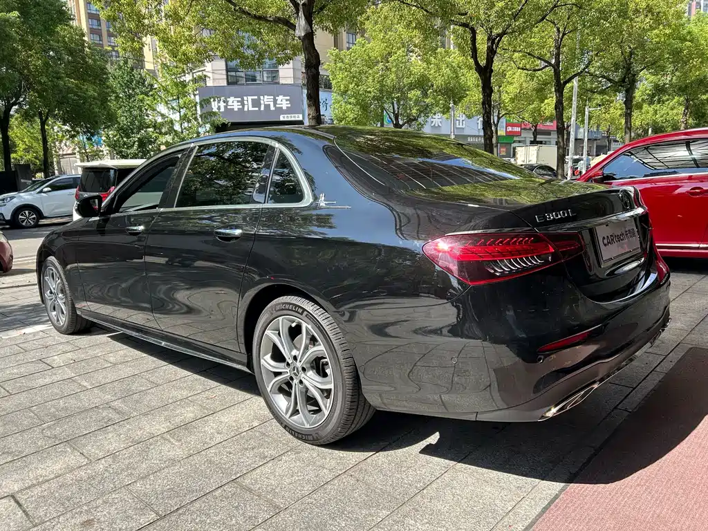 Mercedes-Benz E-Class 2023 — фото 14