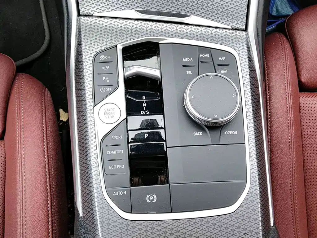 BMW 3 Series 2024
