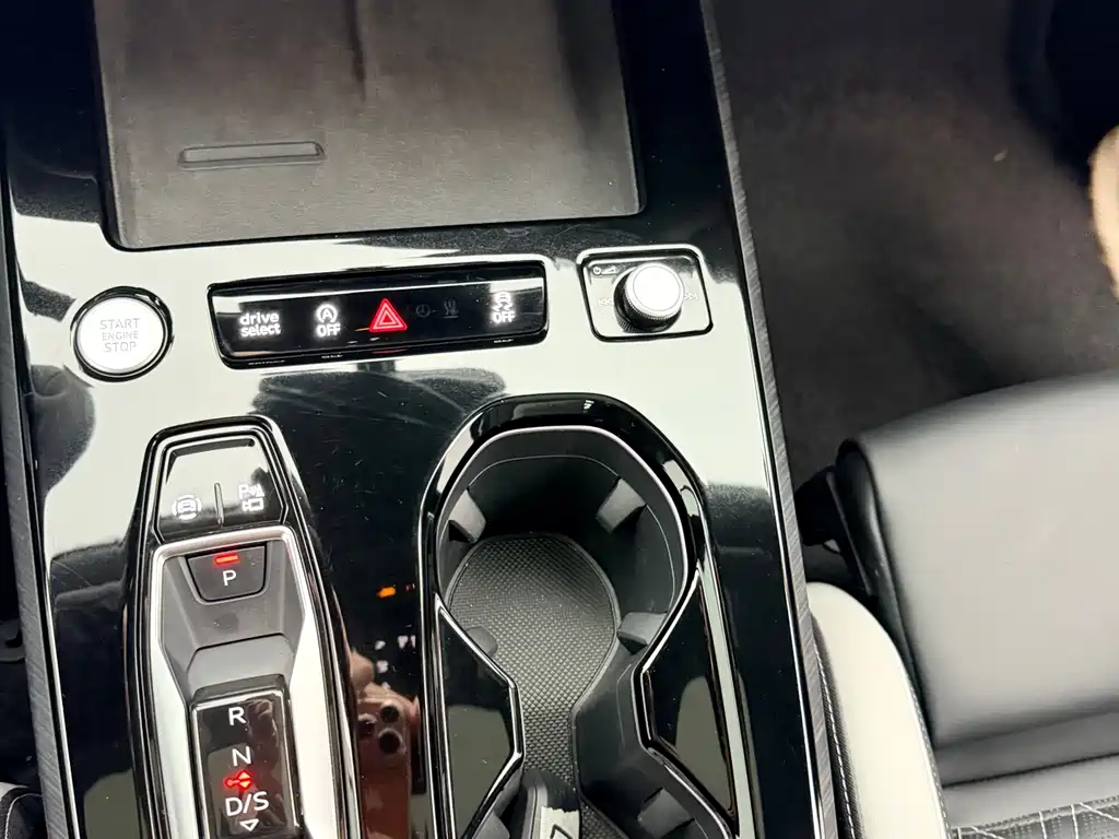 Audi A5L 2025 — фото 34