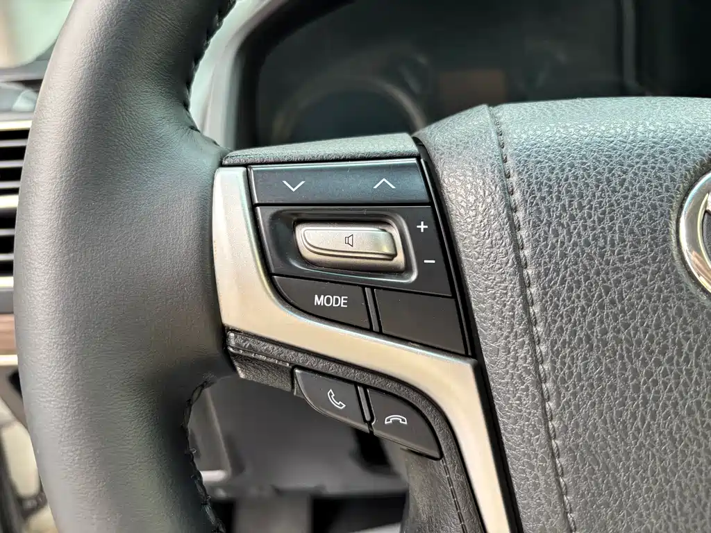 Toyota Prado 2018 — фото 15