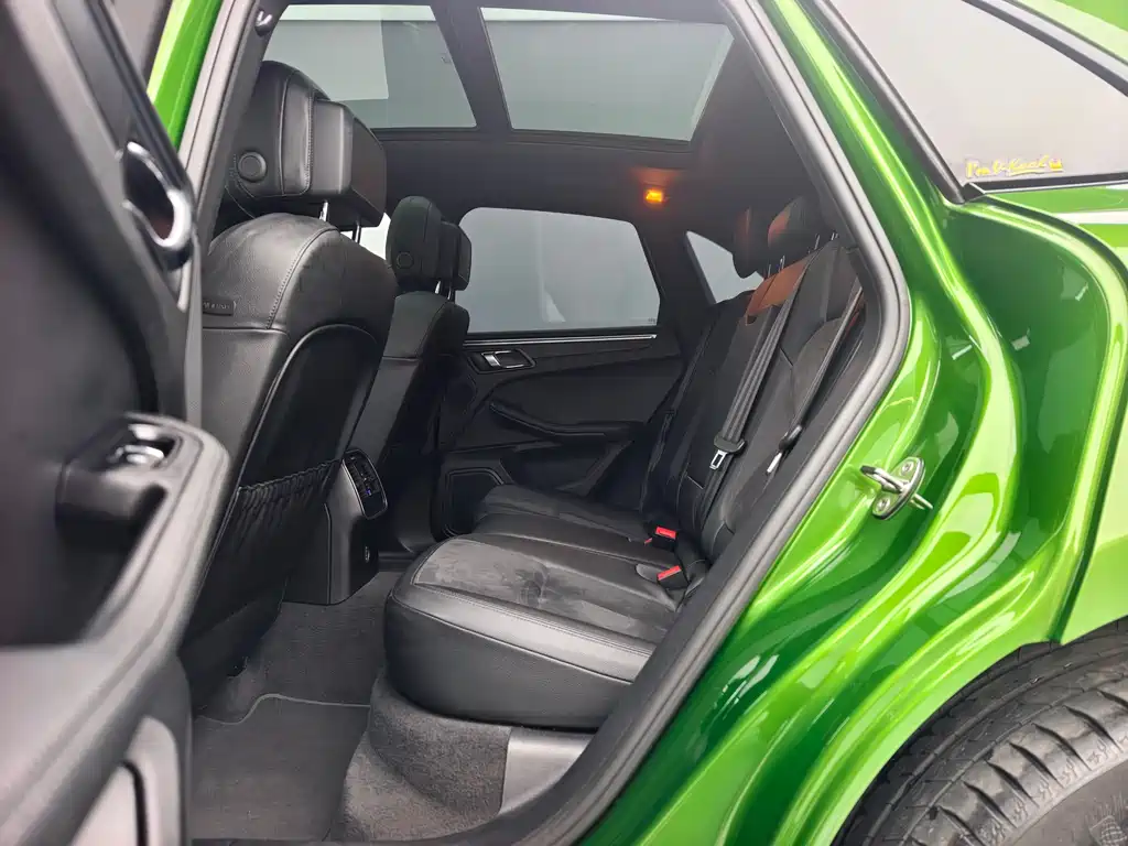 Porsche Macan 2019 — фото 9