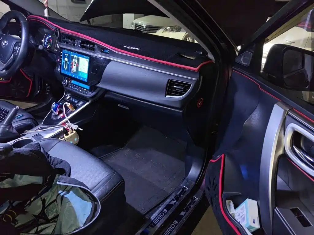 Toyota Levin 2017 — фото 18