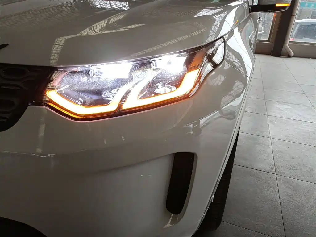 Land Rover Discovery Sport 2021 — фото 18