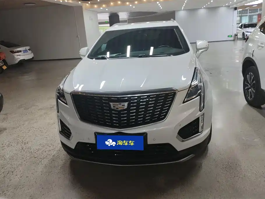 Cadillac XT5 2020 — фото 2