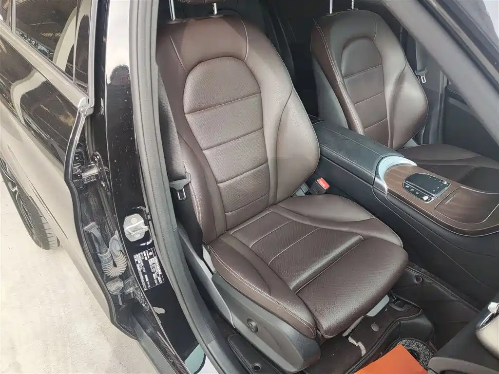 Mercedes-Benz GLC 2023 — фото 25