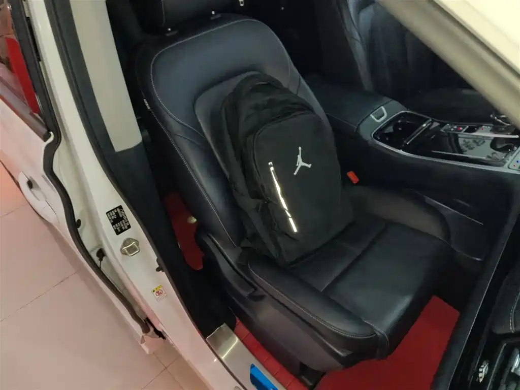 GAC Motor Trumpchi M8 2022 — фото 25