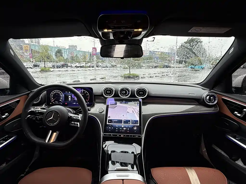 Mercedes-Benz C-Class 2023 — фото 10