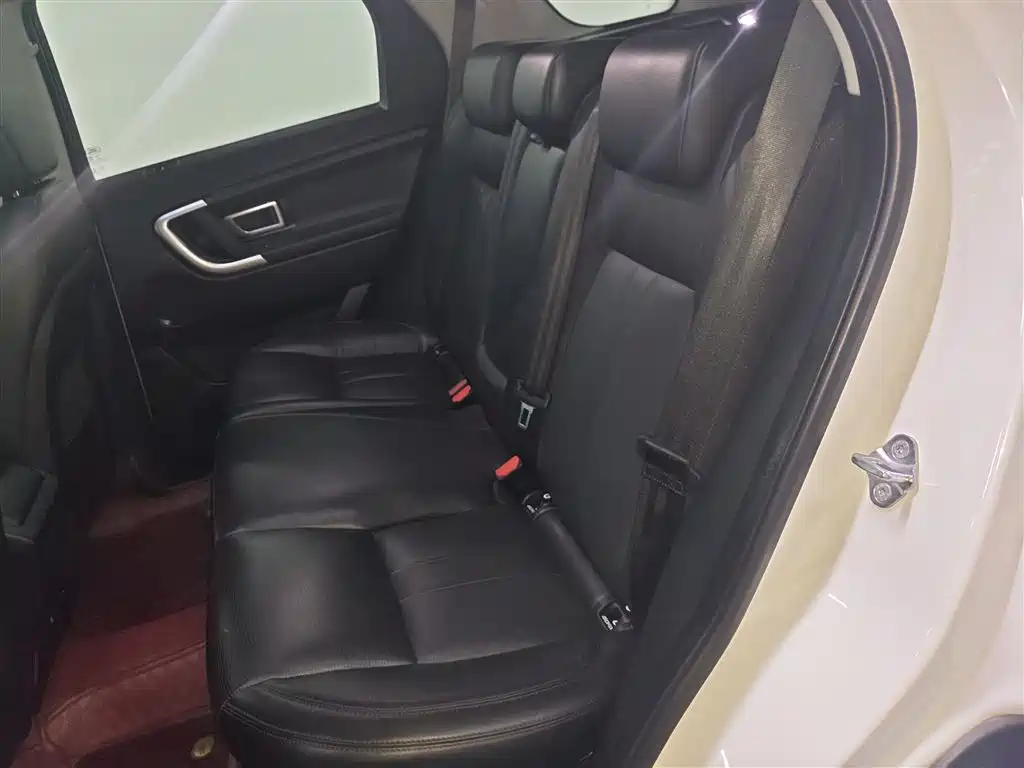 Land Rover Discovery Sport 2019 — фото 13