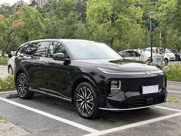 Changan Qiyuan Q07 2025