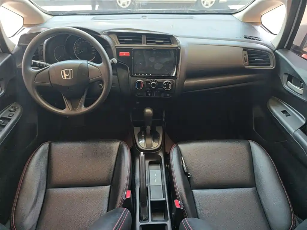 Honda Fit 2017 — фото 10