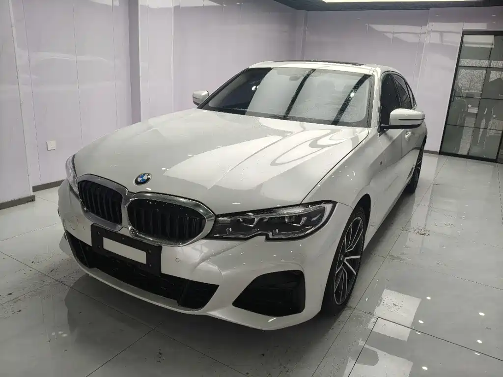 BMW 3 Series 2022