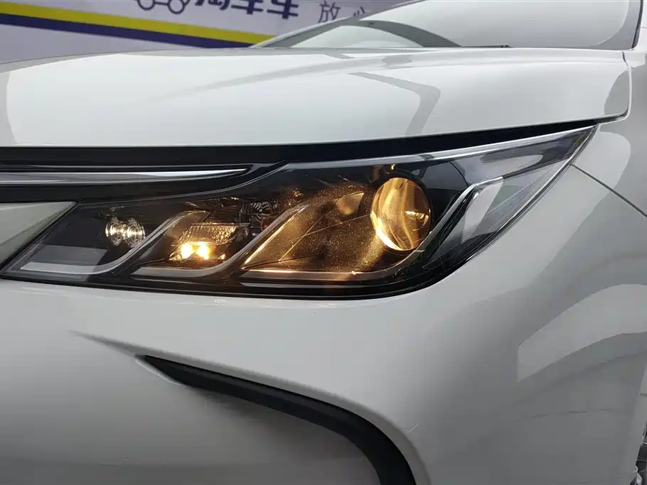 Toyota Corolla 2020 — фото 5