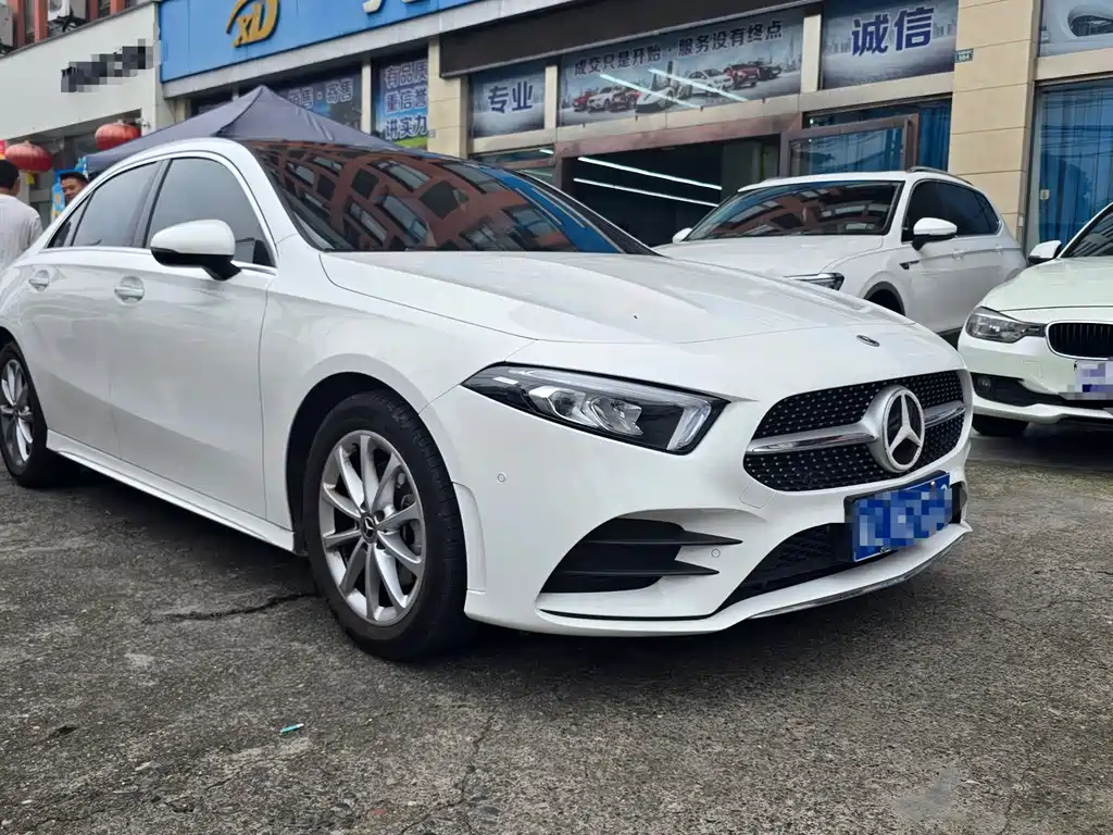 Mercedes-Benz A-Class 2021 — фото 2